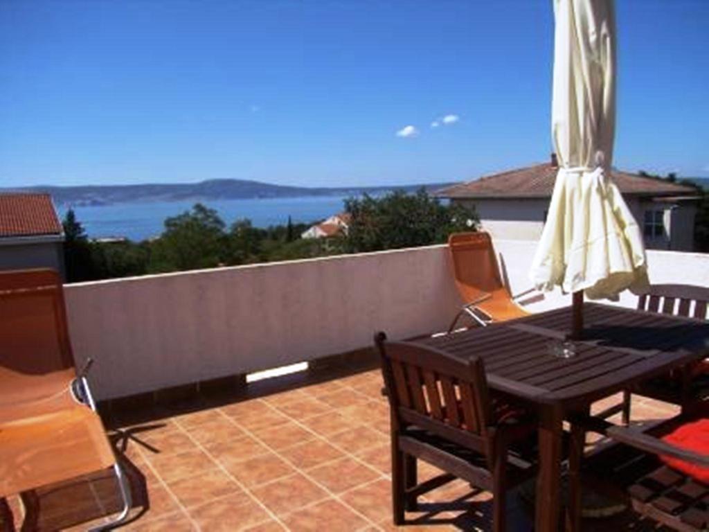 Guest House Sunce Novi Vinodolski Rom bilde